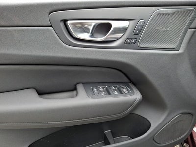 2026 Volvo XC60 Plug-In Hybrid T8 Plus