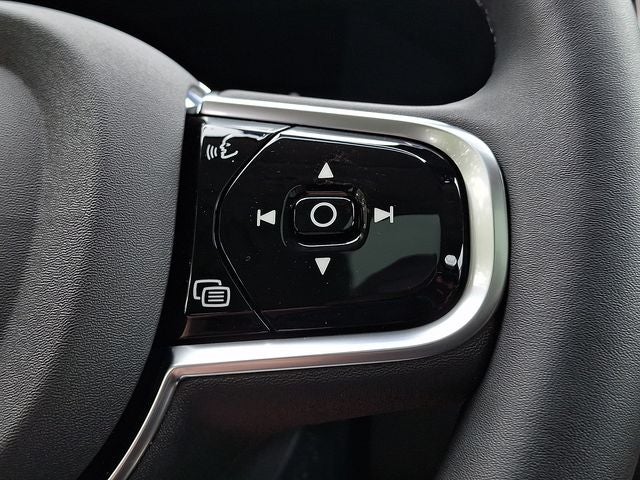 2026 Volvo XC60 Plug-In Hybrid T8 Plus