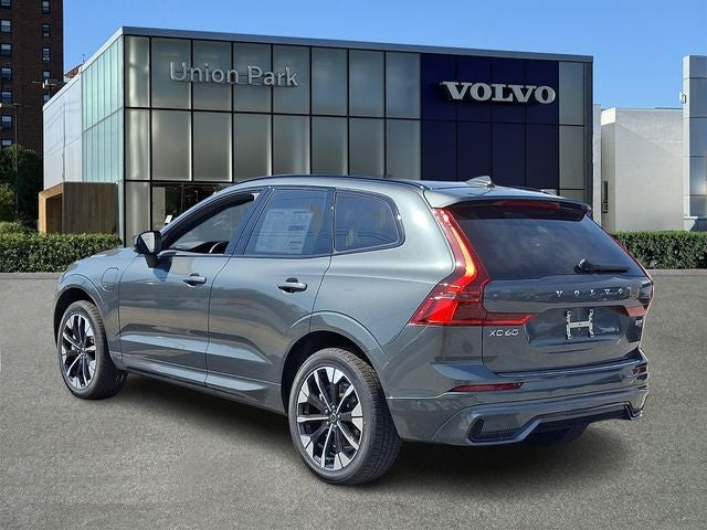 2026 Volvo XC60 Plug-In Hybrid T8 Plus