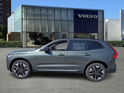2026 Volvo XC60 Plug-In Hybrid T8 Plus