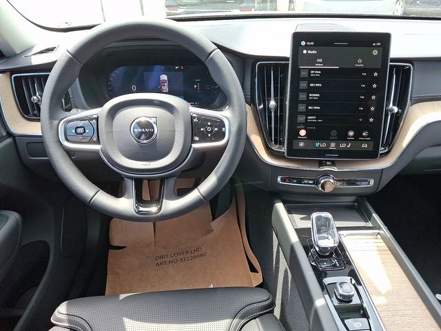 2026 Volvo XC60 Plug-In Hybrid T8 Ultra