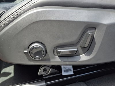 2026 Volvo XC60 Plug-In Hybrid T8 Ultra