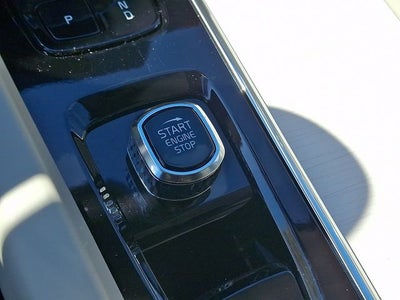 2026 Volvo XC60 Plug-In Hybrid T8 Ultra