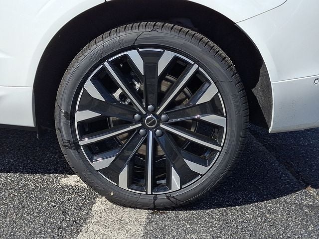 2026 Volvo XC60 Plug-In Hybrid T8 Ultra