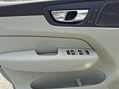 2026 Volvo XC60 Plug-In Hybrid T8 Ultra