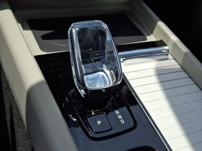 2026 Volvo XC60 Plug-In Hybrid T8 Ultra