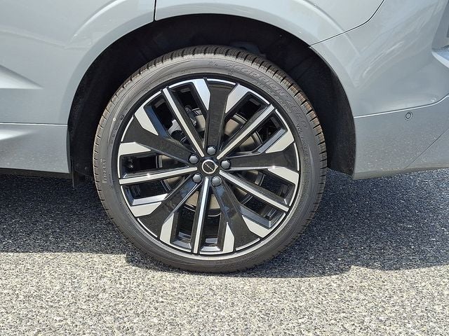 2026 Volvo XC60 Plug-In Hybrid T8 Ultra