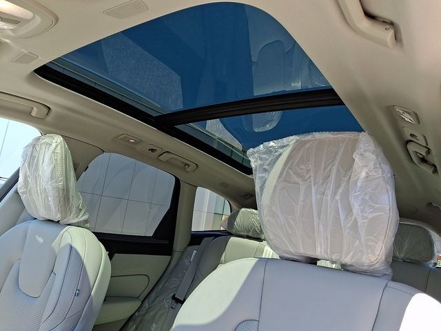 2026 Volvo XC60 Plug-In Hybrid T8 Ultra