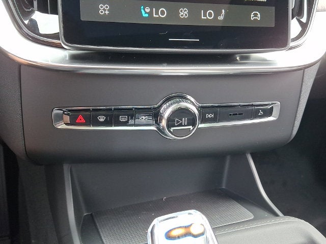 2027 Volvo XC90 Plug-In Hybrid T8 Ultra