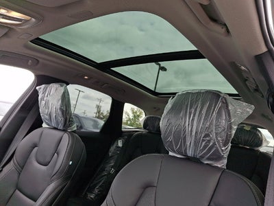 2027 Volvo XC60 Plug-In Hybrid T8 Ultra