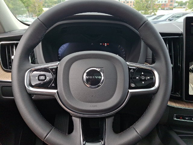 2027 Volvo XC60 Plug-In Hybrid T8 Ultra