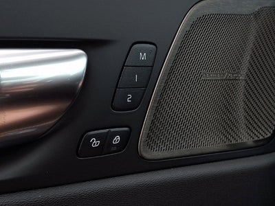 2027 Volvo XC60 Plug-In Hybrid T8 Ultra
