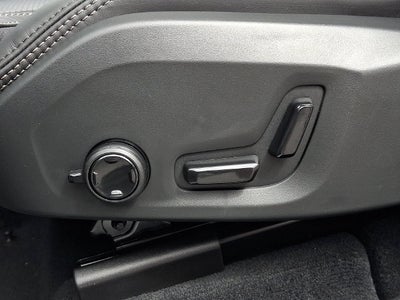 2027 Volvo XC60 Plug-In Hybrid T8 Ultra
