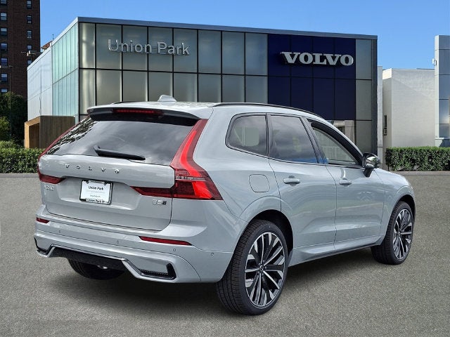 2027 Volvo XC60 Plug-In Hybrid T8 Ultra