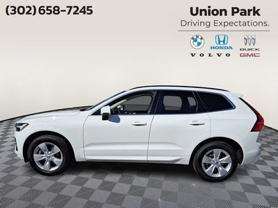 2022 Volvo XC60 B5 Momentum