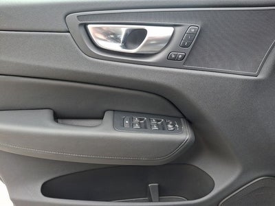 2024 Volvo XC60 B5 Core