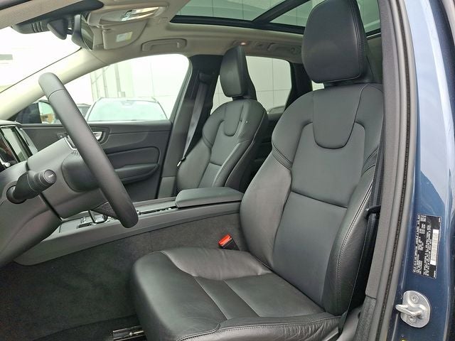 2024 Volvo XC60 B5 Core
