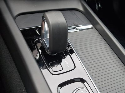 2024 Volvo XC60 B5 Core