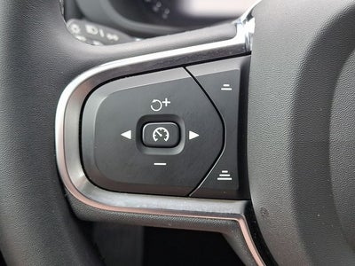 2024 Volvo XC60 B5 Core