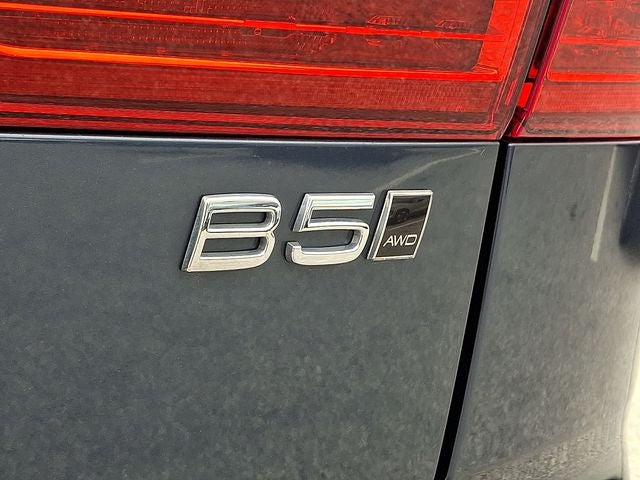 2024 Volvo XC60 B5 Core