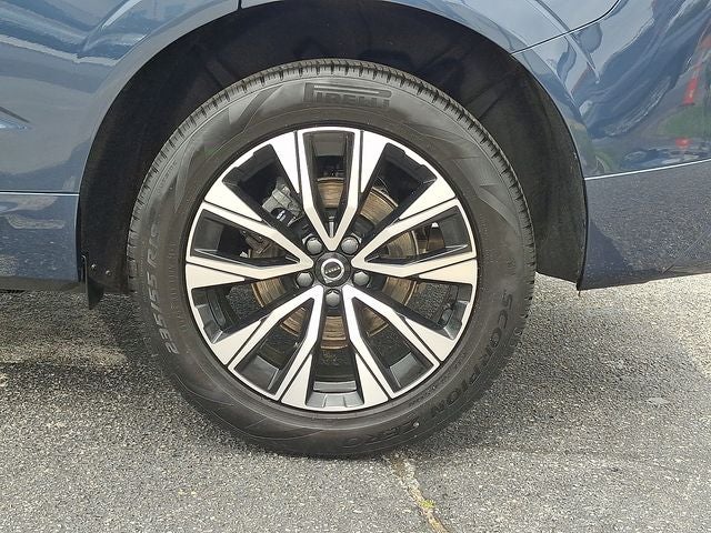 2024 Volvo XC60 B5 Core
