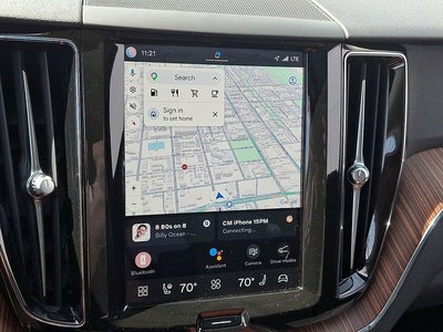 2024 Volvo XC60 B5 Plus Dark Theme