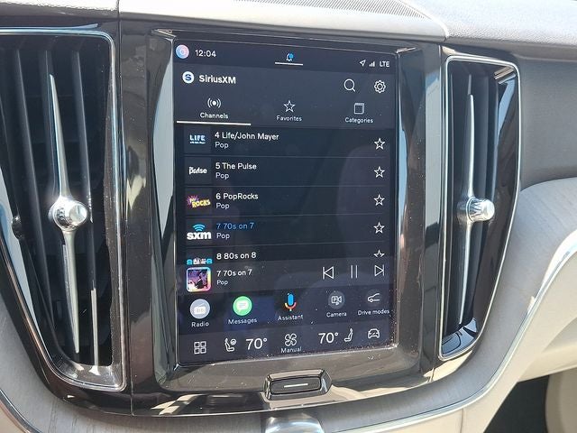 2023 Volvo XC60 B5 Plus Bright Theme