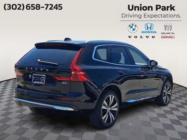 2023 Volvo XC60 B5 Plus Bright Theme