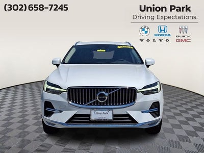 2023 Volvo XC60 B5 Plus Bright Theme