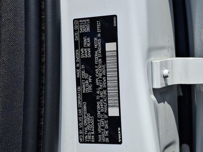 2023 Volvo XC60 B5 Plus Bright Theme