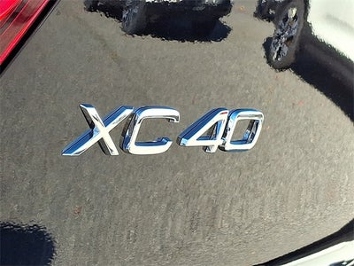 2026 Volvo XC40 B5 Plus