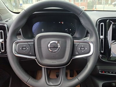 2026 Volvo XC40 B5 Plus