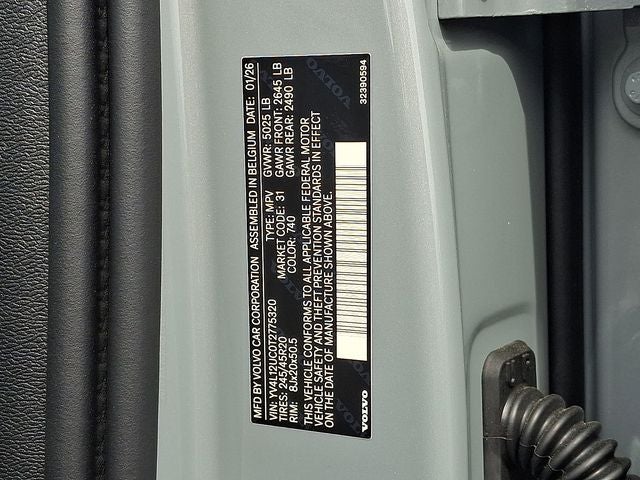 2026 Volvo XC40 B5 Plus