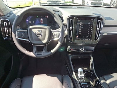 2026 Volvo XC40 B5 Plus