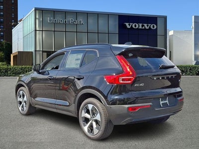 2026 Volvo XC40 B5 Plus