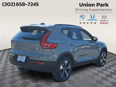 2026 Volvo XC40 B5 Plus