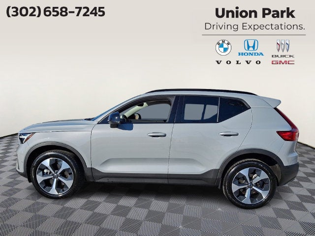 2026 Volvo XC40 B5 Plus