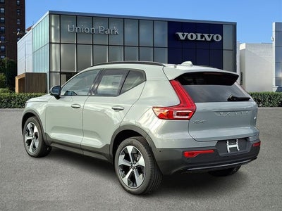 2026 Volvo XC40 B5 Plus