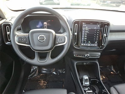 2026 Volvo XC40 B5 Plus