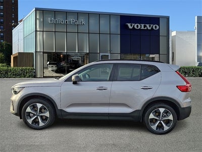 2026 Volvo XC40 B5 Plus