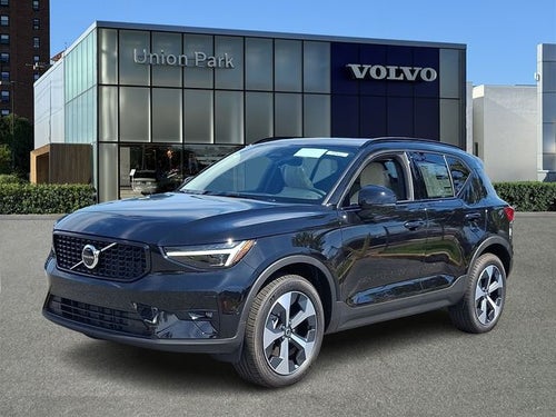 2026 Volvo XC40 B5 Plus