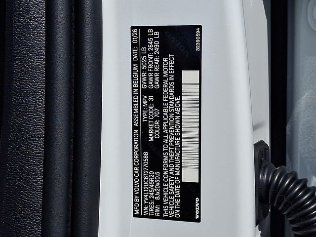 2026 Volvo XC40 B5 Plus