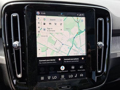 2026 Volvo XC40 B5 Plus