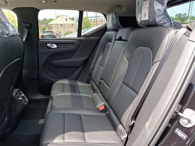 2026 Volvo XC40 B5 Plus