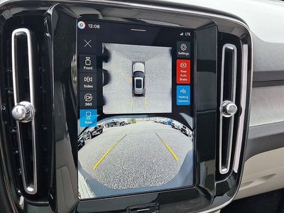 2026 Volvo XC40 B5 Plus