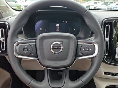 2026 Volvo XC40 B5 Plus
