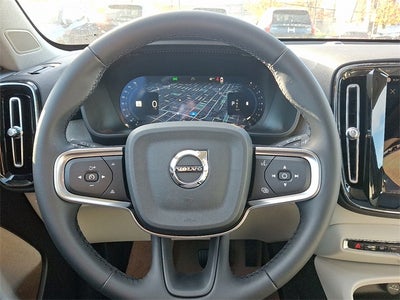 2026 Volvo XC40 B5 Plus