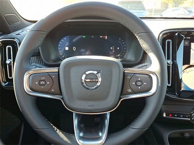 2026 Volvo XC40 B5 Ultra Black Edition