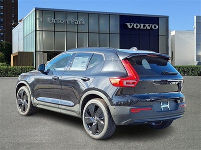 2026 Volvo XC40 B5 Ultra Black Edition