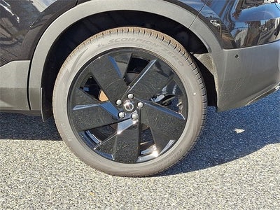 2026 Volvo XC40 B5 Ultra Black Edition